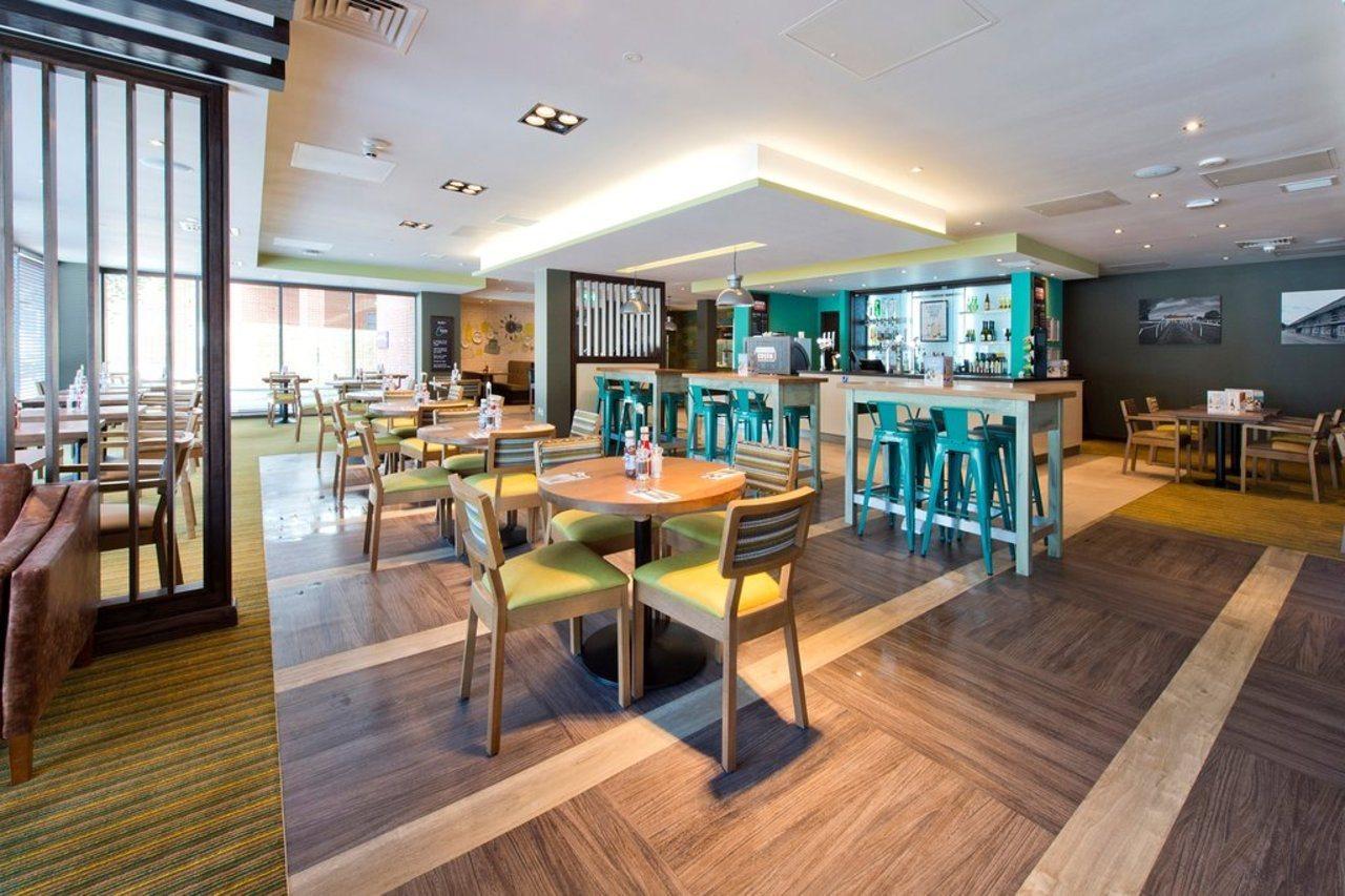Premier Inn Newbury Town Centre Luaran gambar