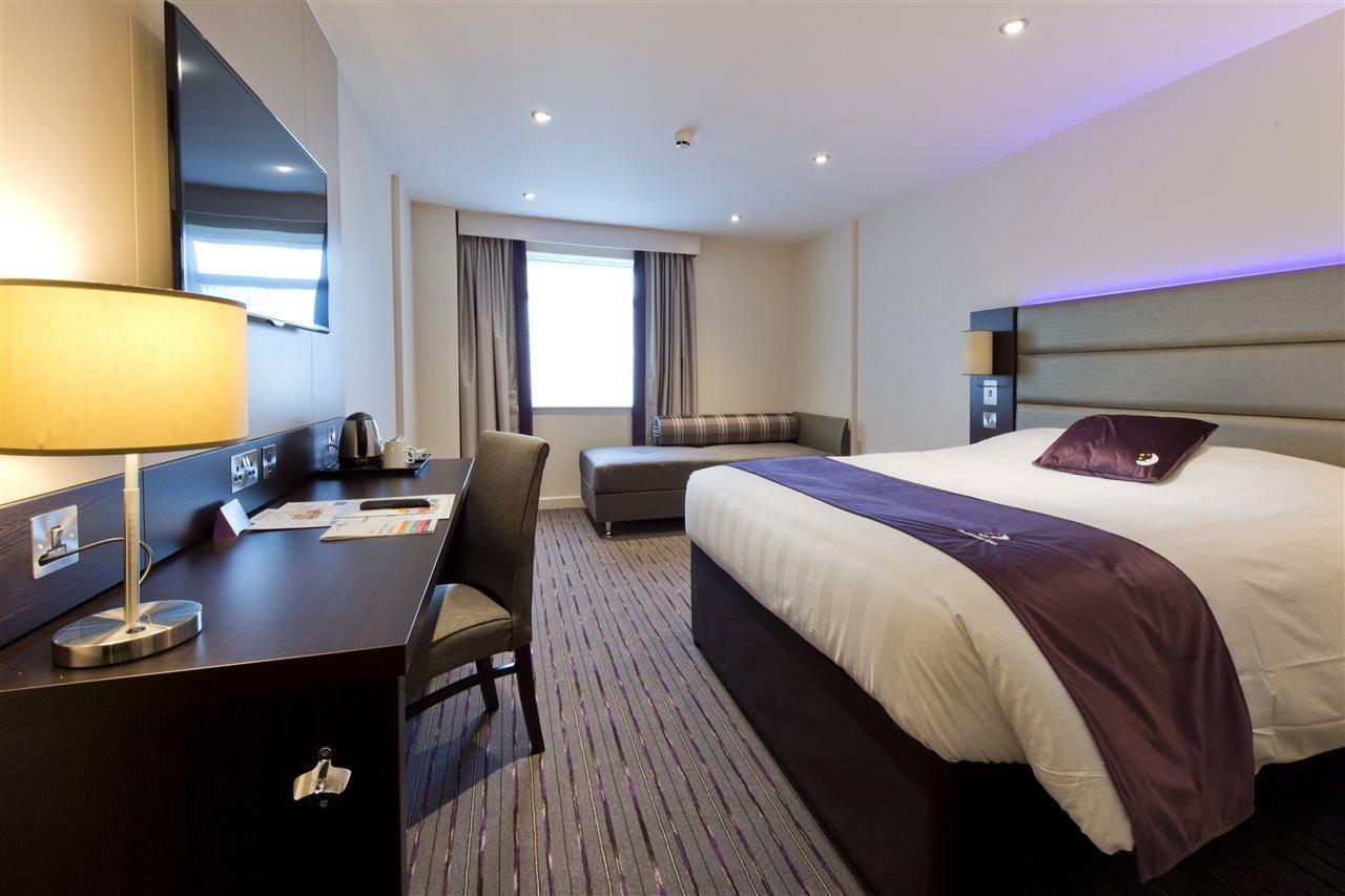 Premier Inn Newbury Town Centre Luaran gambar